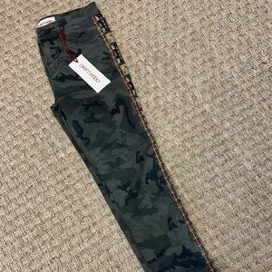 Driftwood Camo pants with Aztec piping